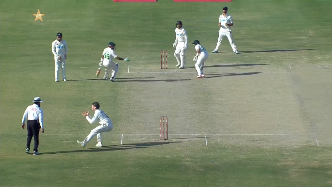 Watch- Babar Azam Gets Run Out in a Funny Mix-Up with Imam Ul Haq in PAK vs NZ 2nd Test