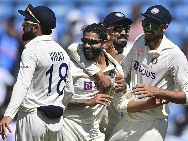Watch: Virat Kohli calls Jadeja 'Pathaan'; caught on stump mic during India-Australia 2nd Test