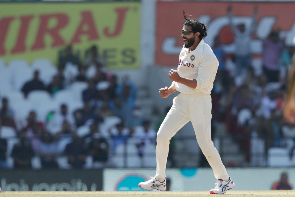 Ravindra Jadeja Bowling Video: The Indian All-rounder Makes a Stellar Return