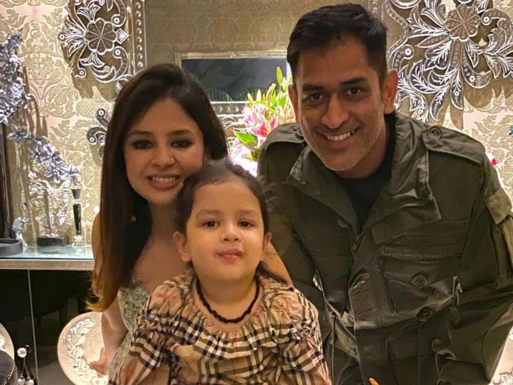 MS Dhoni with his wife Sakshi and daughter Ziva