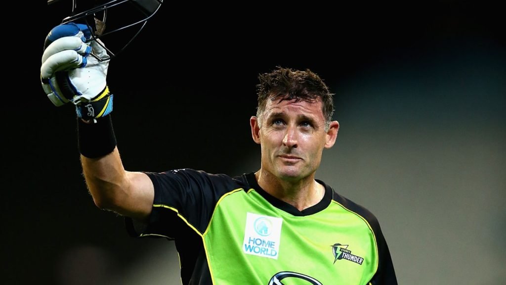 IND vs AUS Test Series: Michael Hussey Predicts Longevity for Nathan Lyon in Test Cricket, Backs Matthew Kuhnemann as Australia's Second Spinner
