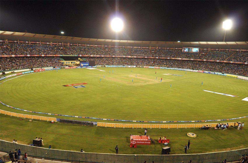 Mumbai Indians vs Chennai Super Kings Wankhede Stadium Pitch Report Today Match IPL 2023