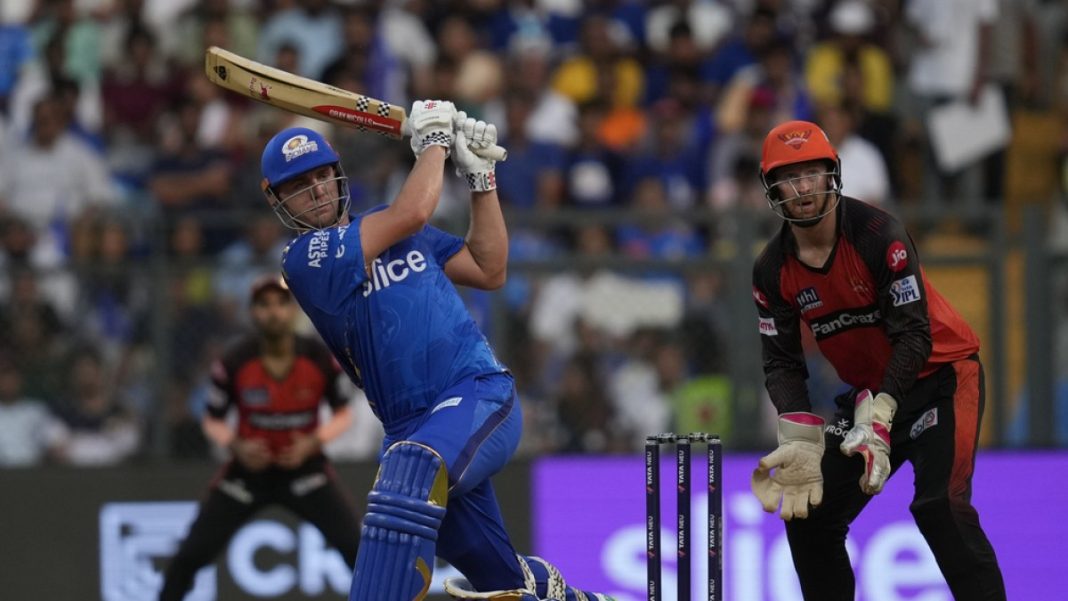 IPL 2023: Cameron Green's Majestic Century, Guided by Rohit Sharma's Leadership Secures MI Victory over SRH