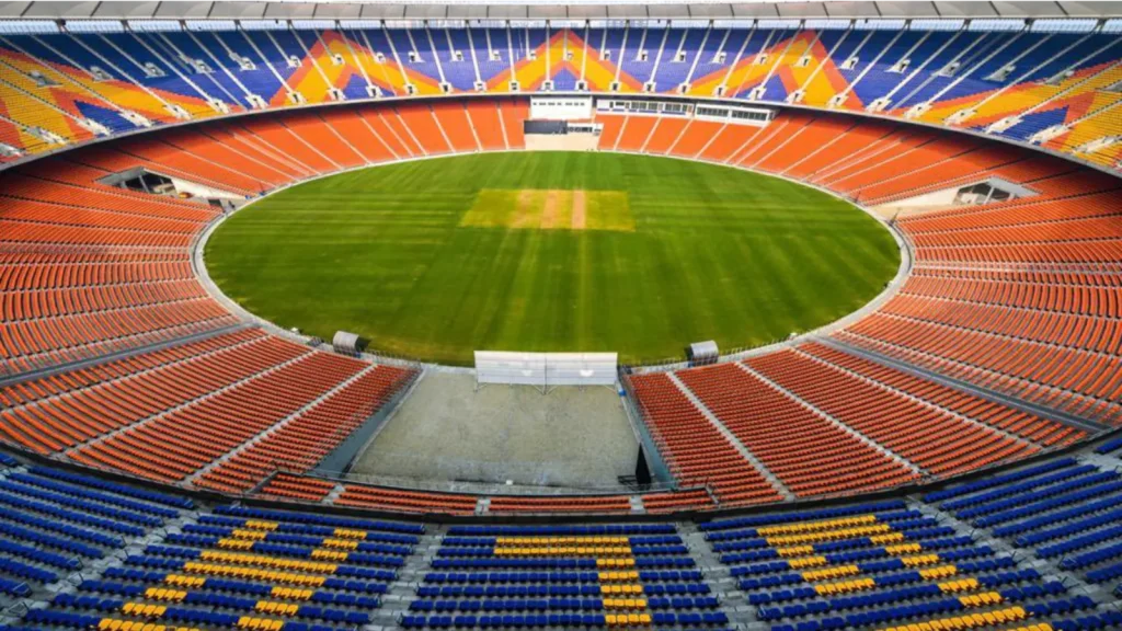 GT vs DC Narendra Modi Stadium Pitch Report Today Match IPL 2023