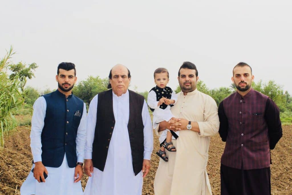 All You Need to Know About the Family of Shadab Khan