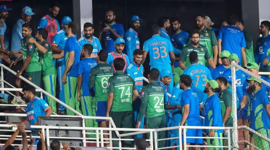 First Time in the History Pakistan Pacers Claim All 10 Wickets in Asia Cup Clash against India