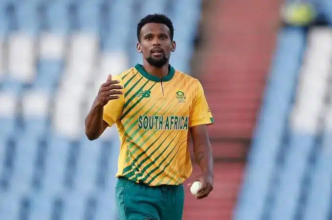 Who is Lizaad Williams the Replacement of Anrich Nortje in World Cup?