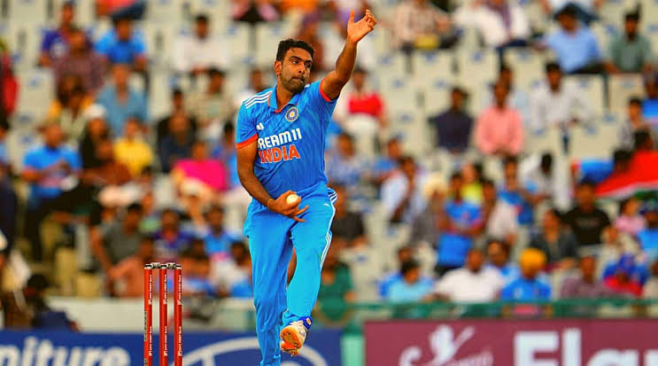 3 Players Who Can Replace Shardul Thakur in India's World Cup 2023 Squad