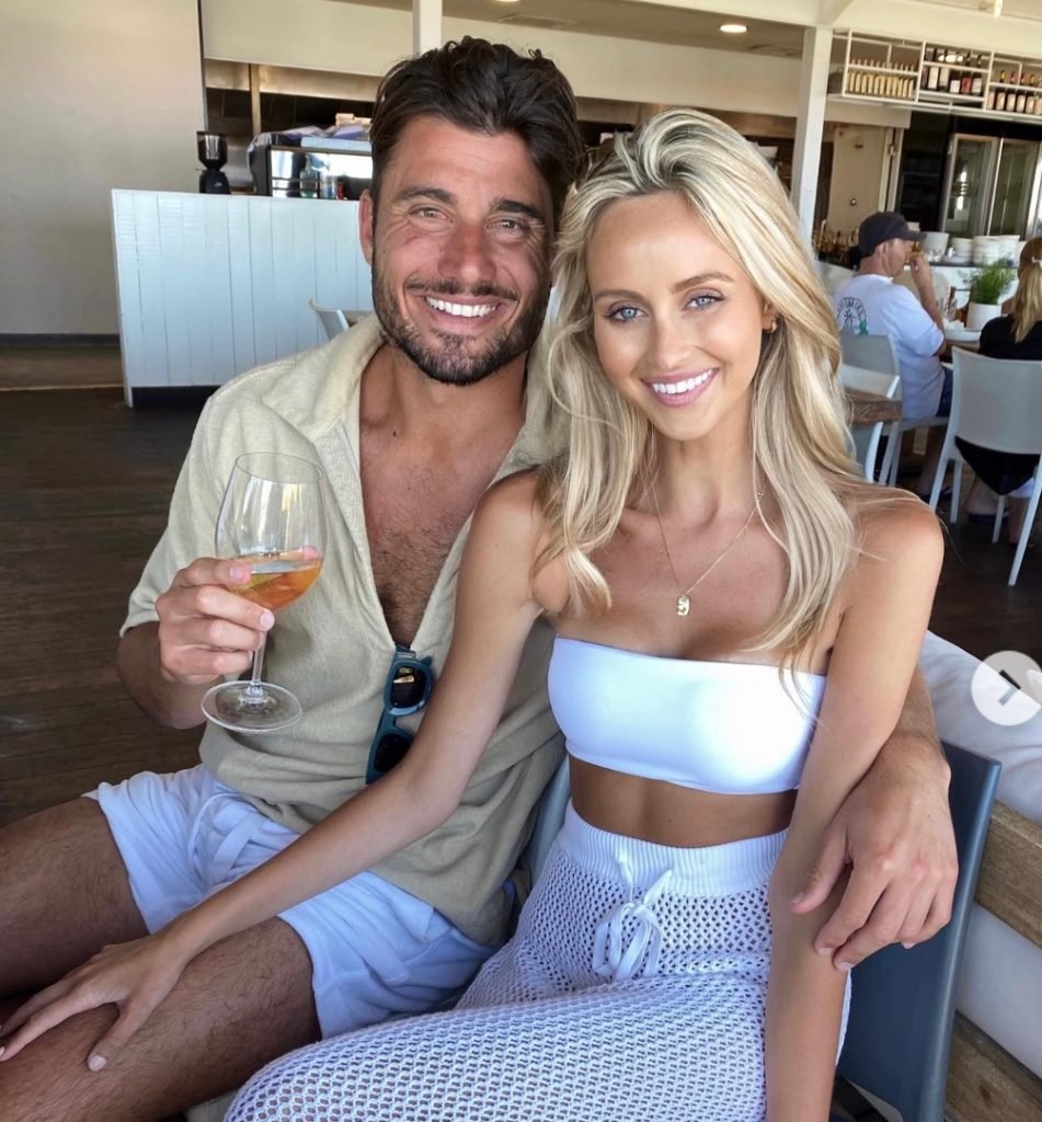 Marcus Stoinis Girlfriend- Sarah Czarnuch Age, Photos, Instagram, Profession