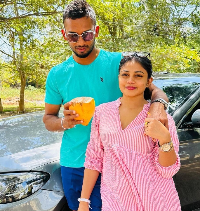 Chewanthi Perera- Dasun Shanaka Wife Age, Photos, Profession, Instagram