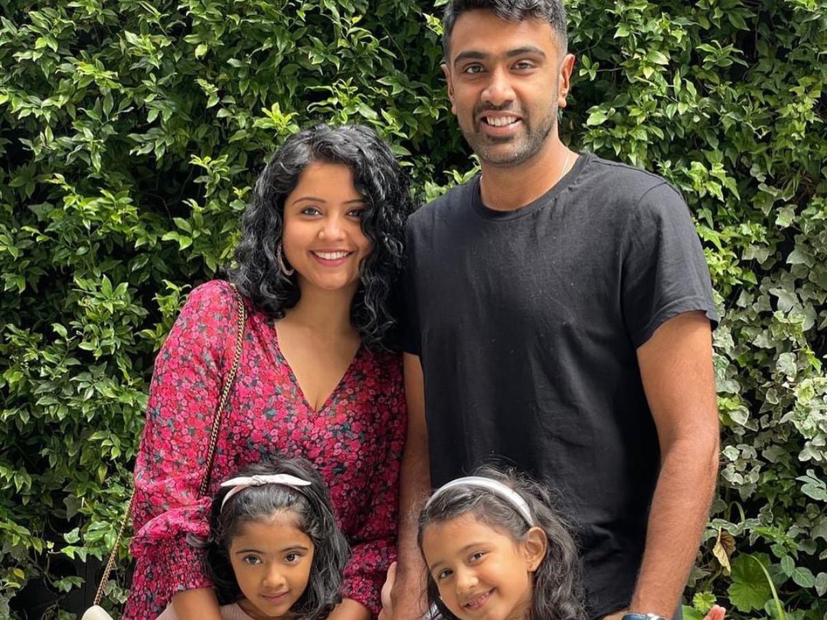 Ravichandran Ashwin Family- Father, Mother, Daughters