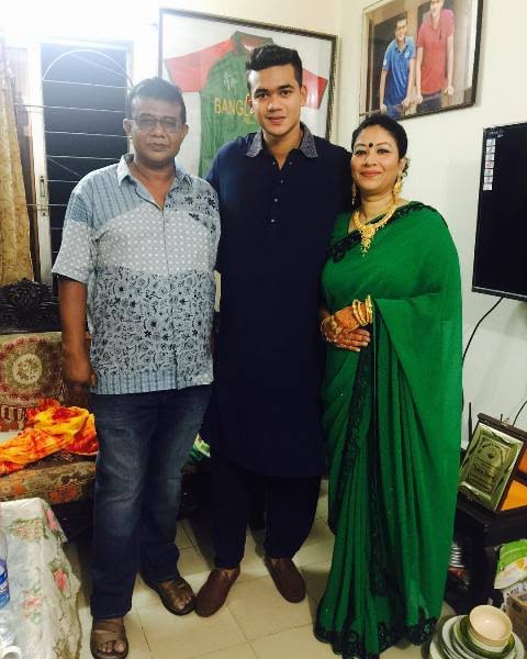 Taskin Ahmed Family- Father, Mother, Siblings