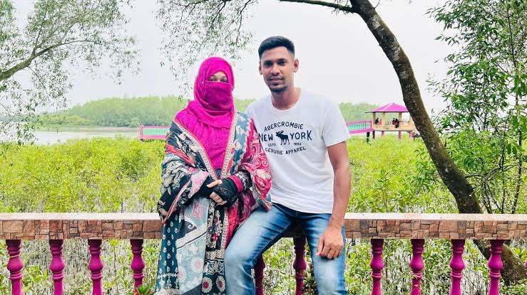 Mustafizur Rahman Wife- Samiya Parvin Age, Photos, Profession, Instagram