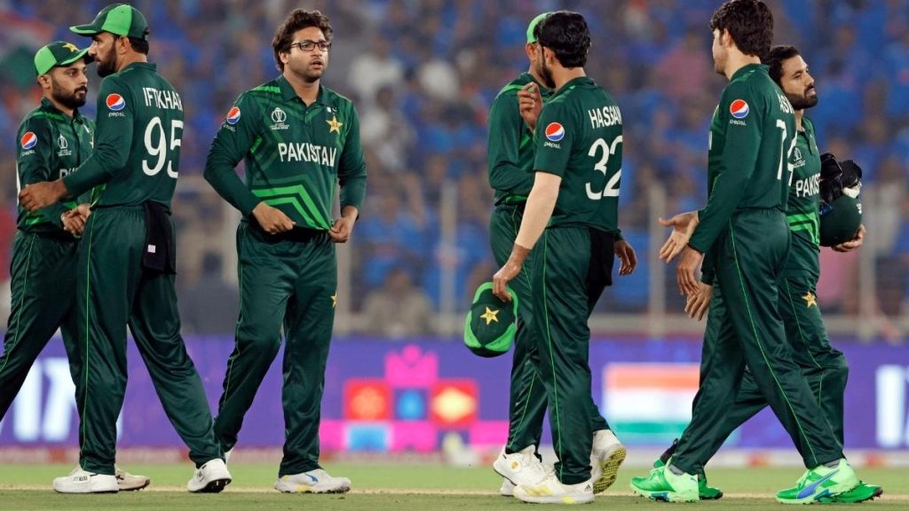 ICC ODI World Cup 2023: Australia vs Pakistan 3 Players to Avoid in Your Fantasy Team for Today Match