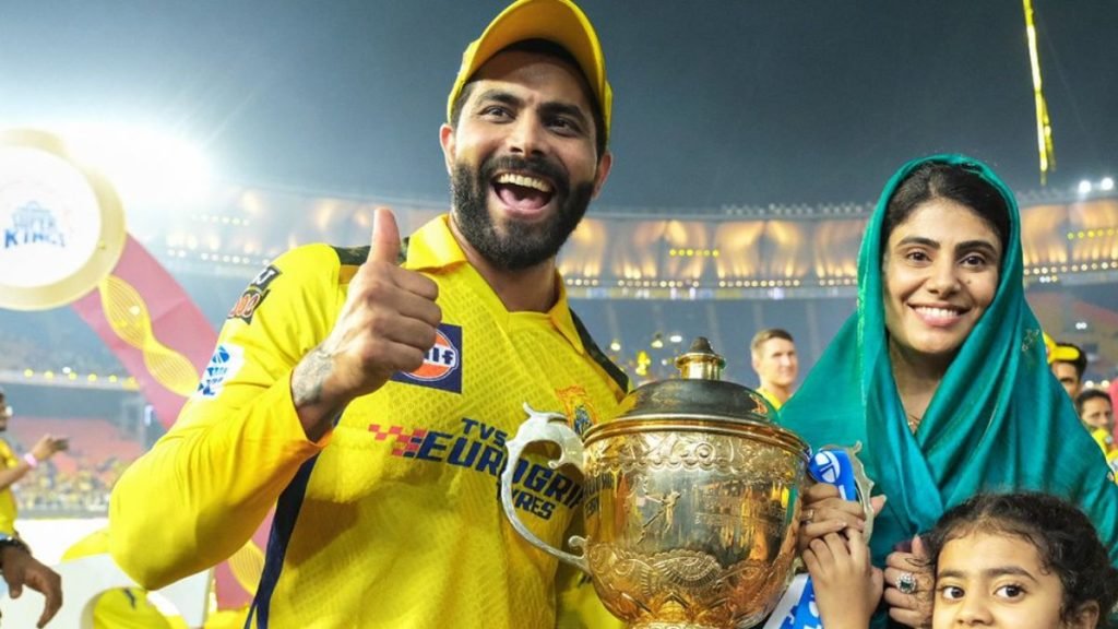 Ravindra Jadeja Family- Father, Mother, Siblings