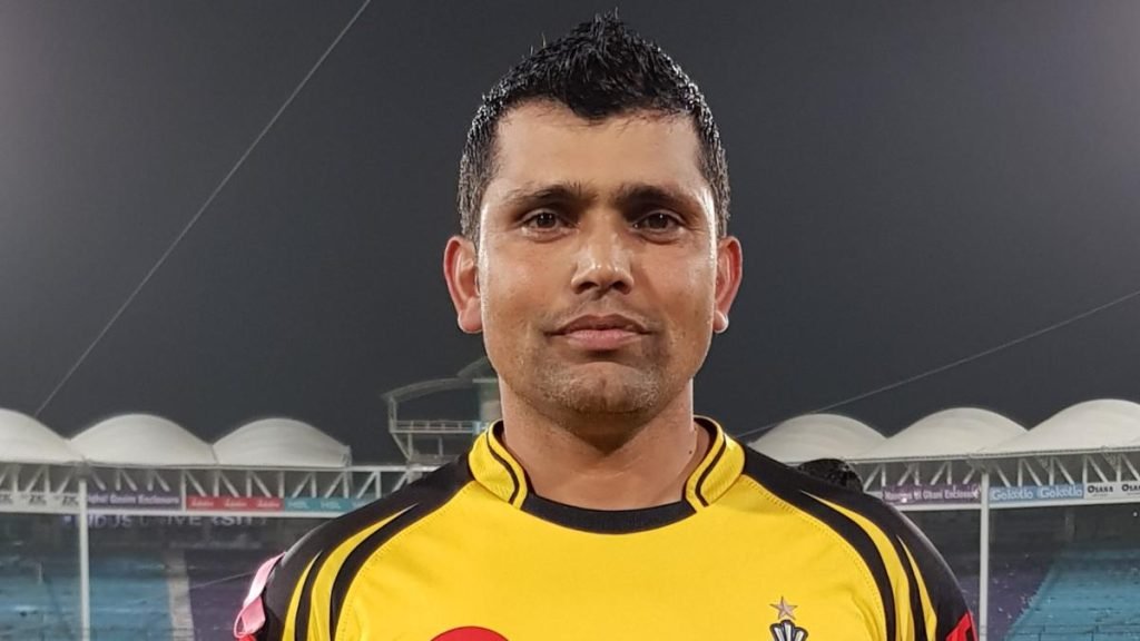 Kamran Akmal Bold Statement "This Player Can Break Virat Kohli ODI Centuries Record": Gets Trolled on Social Media