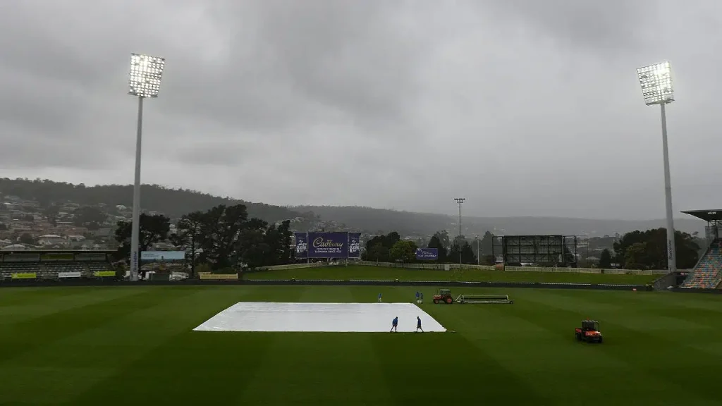 Hobart Hurricanes vs Adelaide Strikers: Weather Forecast and Pitch Report for Today Match Big Bash League 2023/24