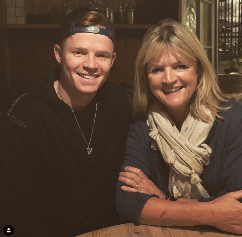 Ollie Pope Parents: Meet the Proud Mum and Dad of English Cricketer