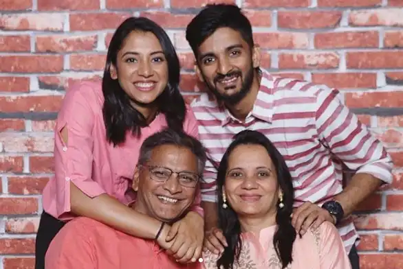 Smriti Mandhana Family- Father, Mother, Siblings