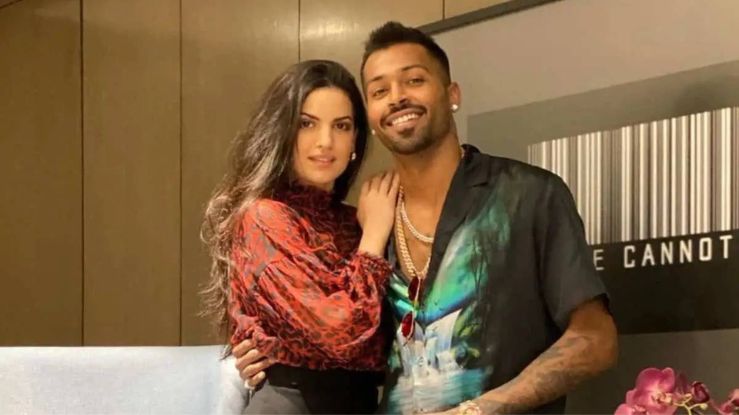 Amidst the News of Divorce; Who is this Mystery Girl holding Hardik Pandya's hand? Pics getting Viral on Social Media!
