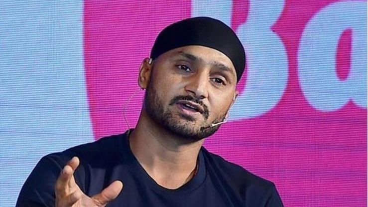 What are you smoking nowadays…? Harbhajan Singh has publicly rebuked this Pakistani individual, now he won't dare to raise such questions again!