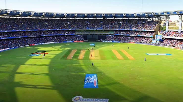 MI vs GT 2025- Wankhede Stadium Pitch Report Today Match